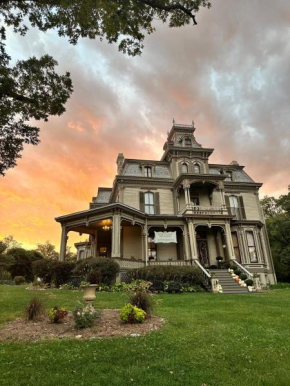 Garth Woodside Mansion Bed and Breakfast